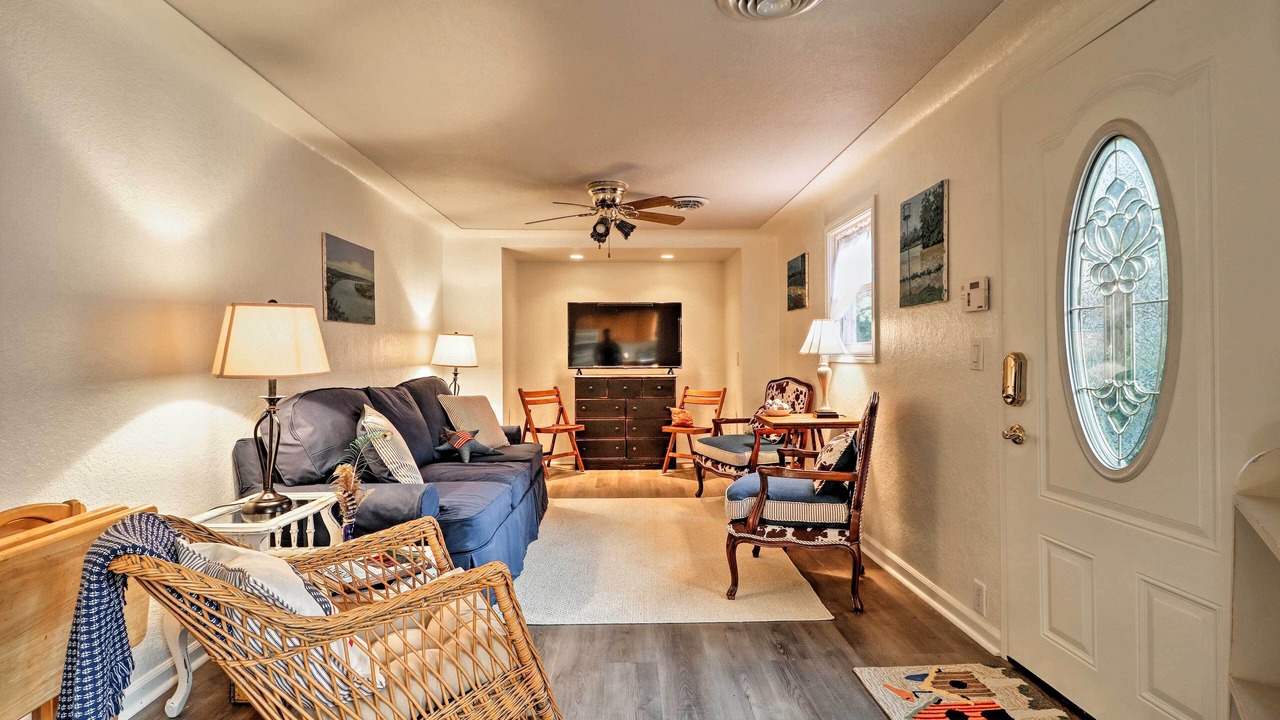 Photo of Livingroom in Bedford