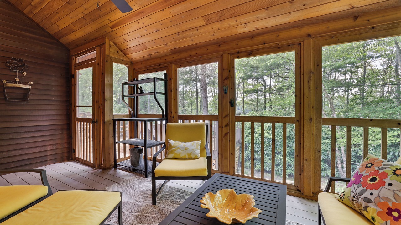 Photo of Livingroom in Pocono Pines