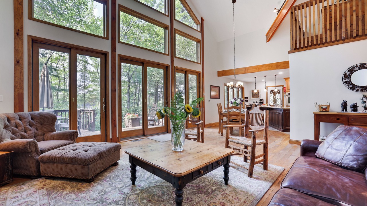 Photo of Livingroom in Pocono Pines