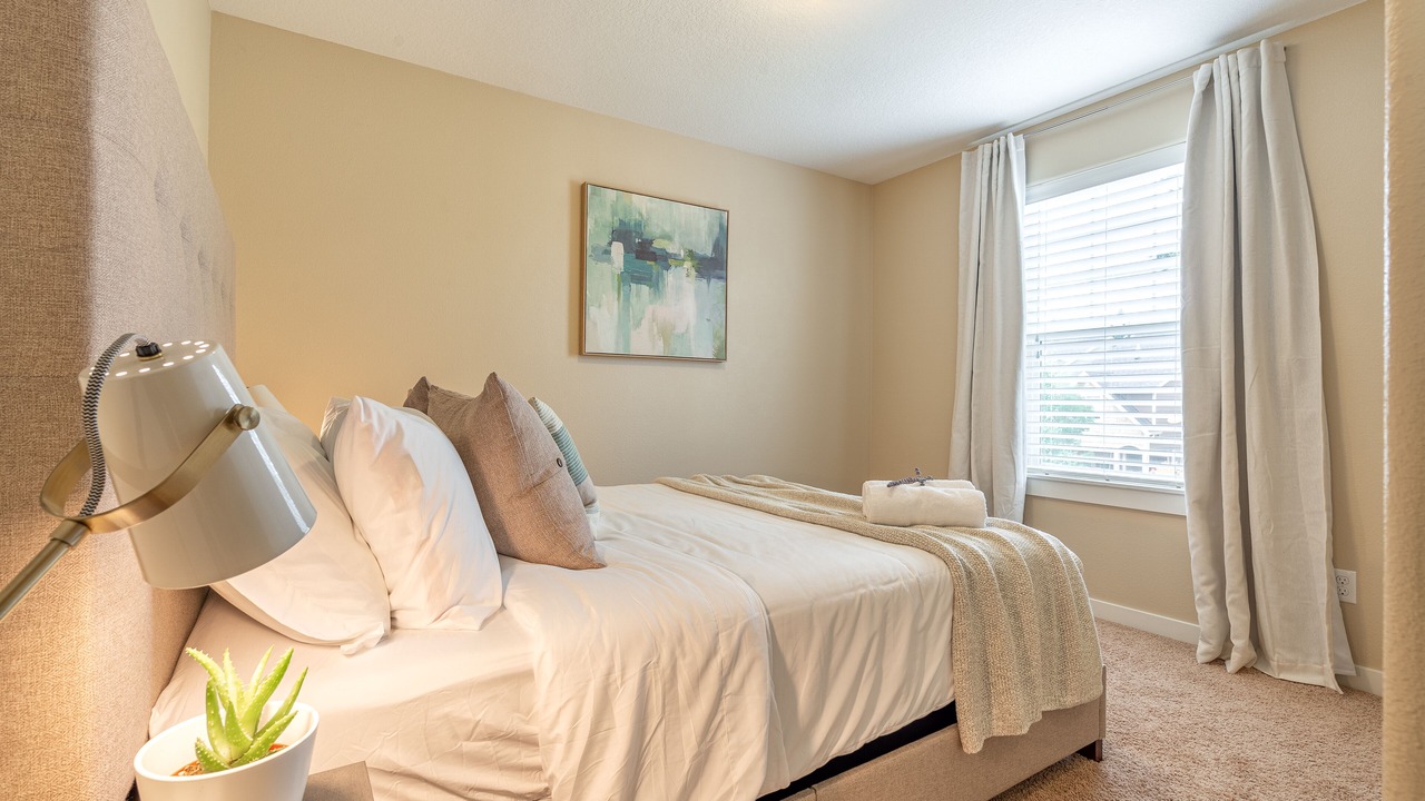Photo of Bedroom in Bull Mountain