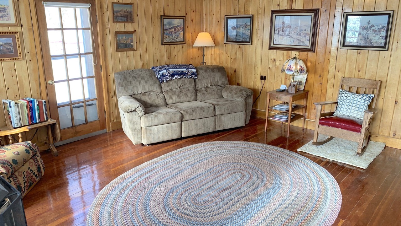 Photo of Bedroom in Saratoga