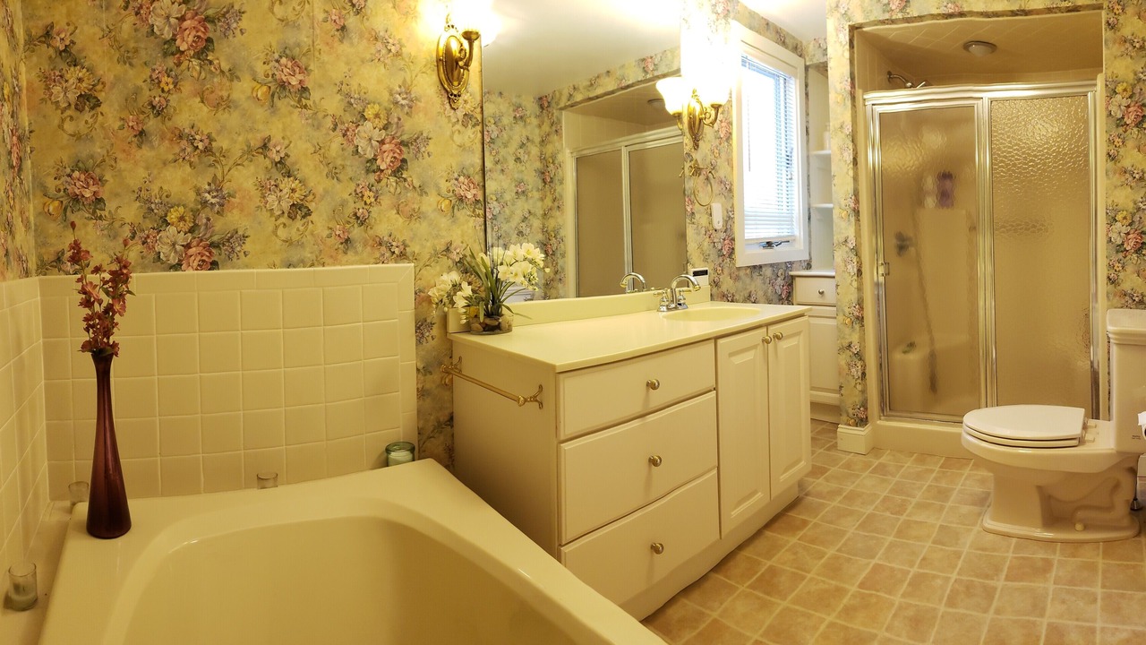 Photo of Bathroom in Summersea