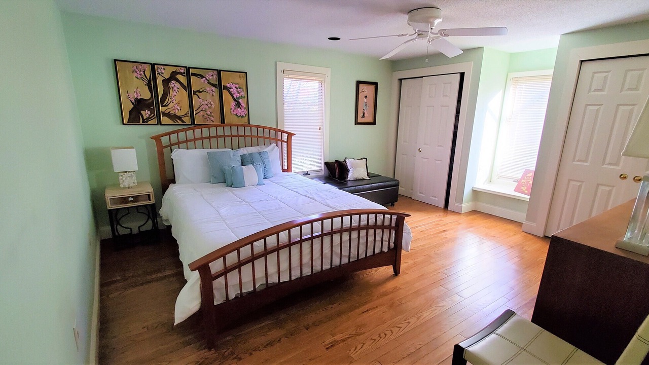 Photo of Bedroom in Summersea