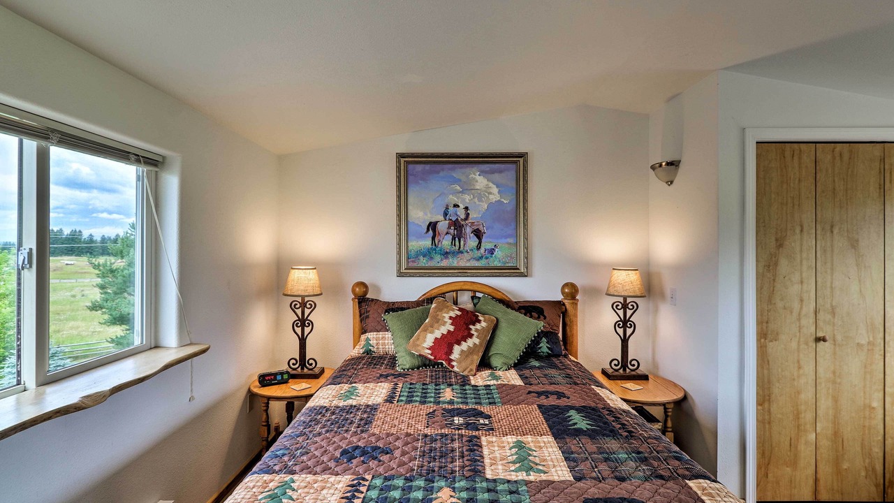 Photo of Bedroom in Columbia Falls