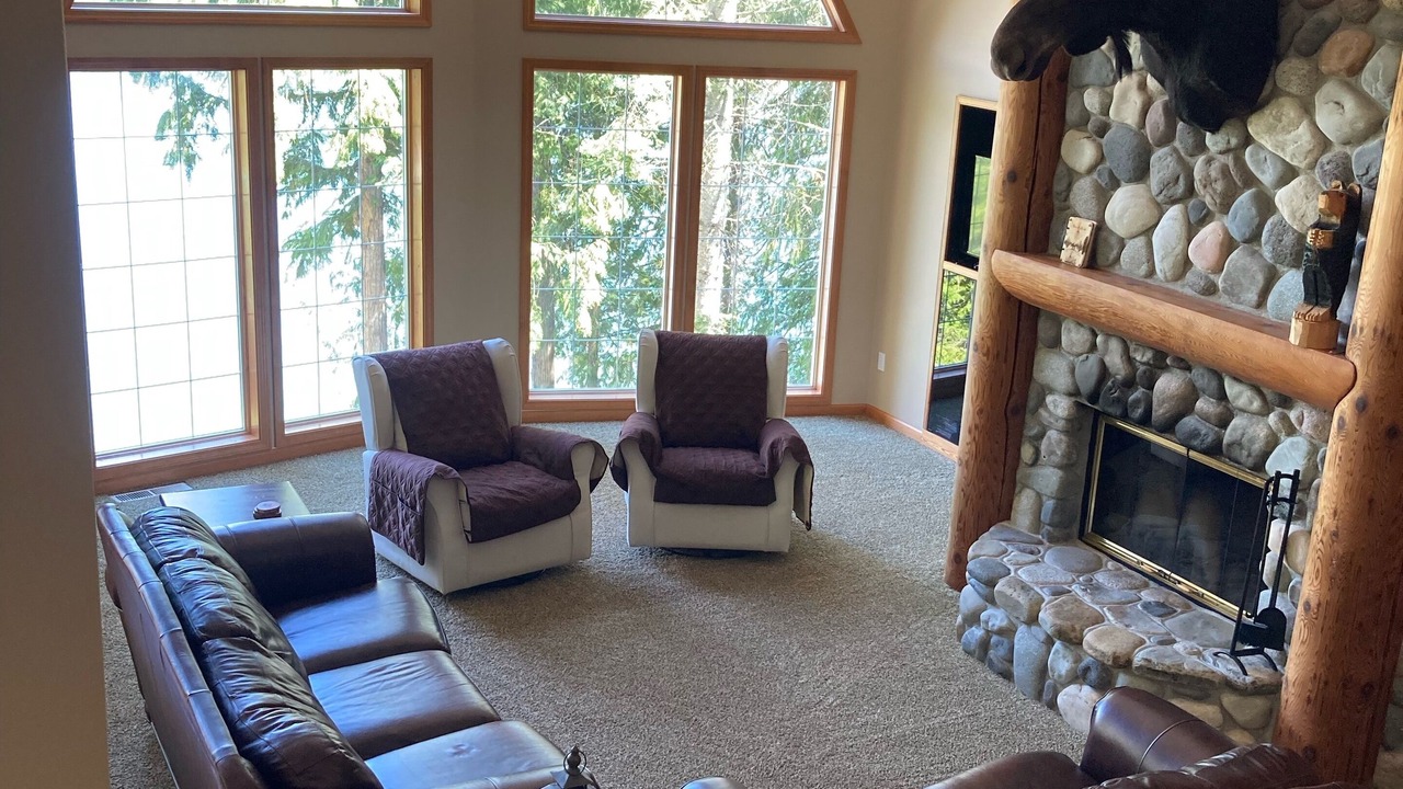 Photo of Livingroom in Priest River