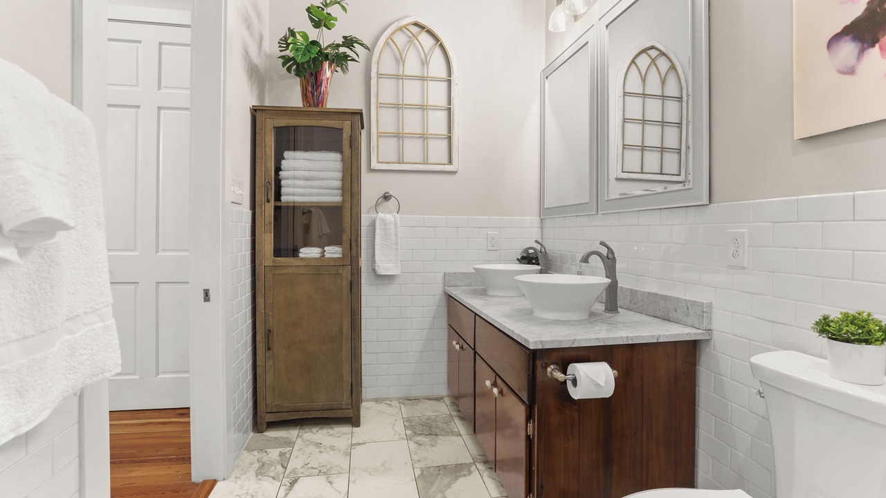 Photo of Bathroom in West Riverside