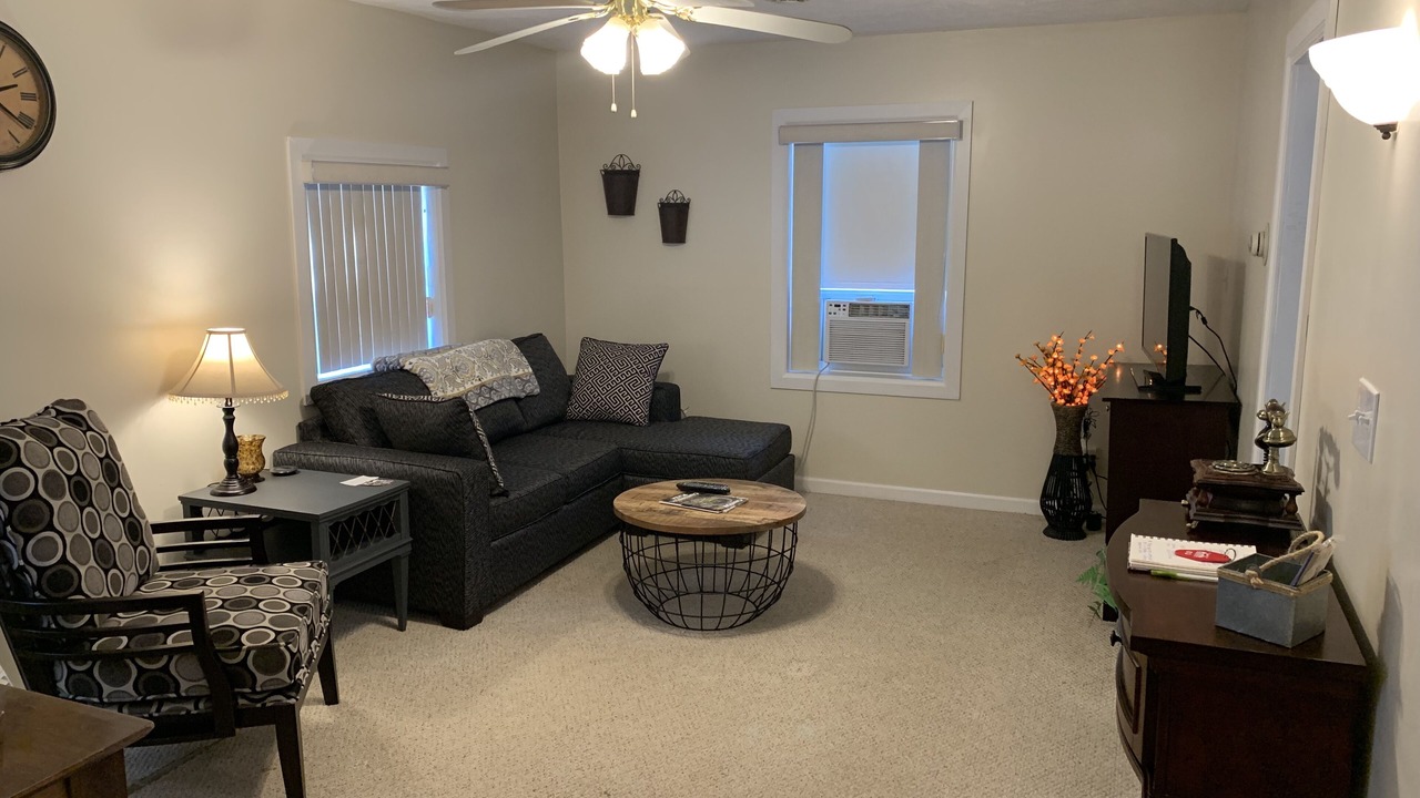 Photo of Livingroom in North Canton