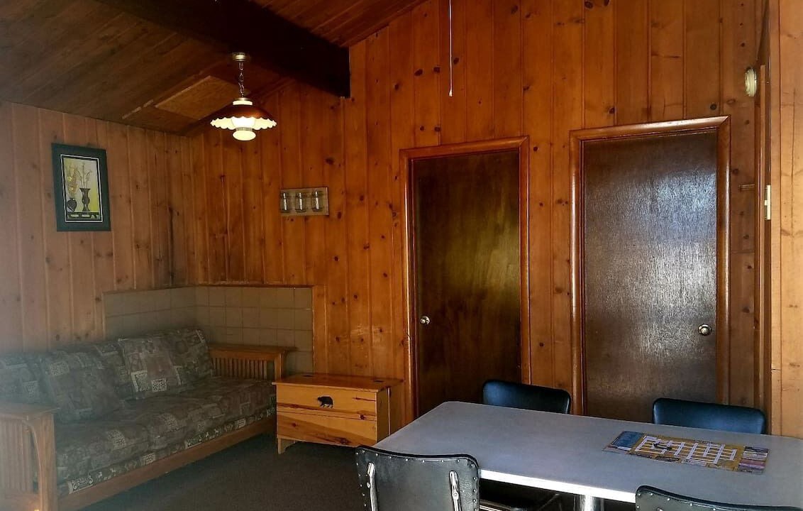 Photo of Bedroom in West Yellowstone