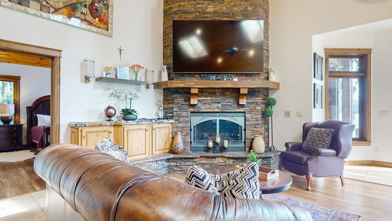 Photo of Livingroom in Hayden View Estates