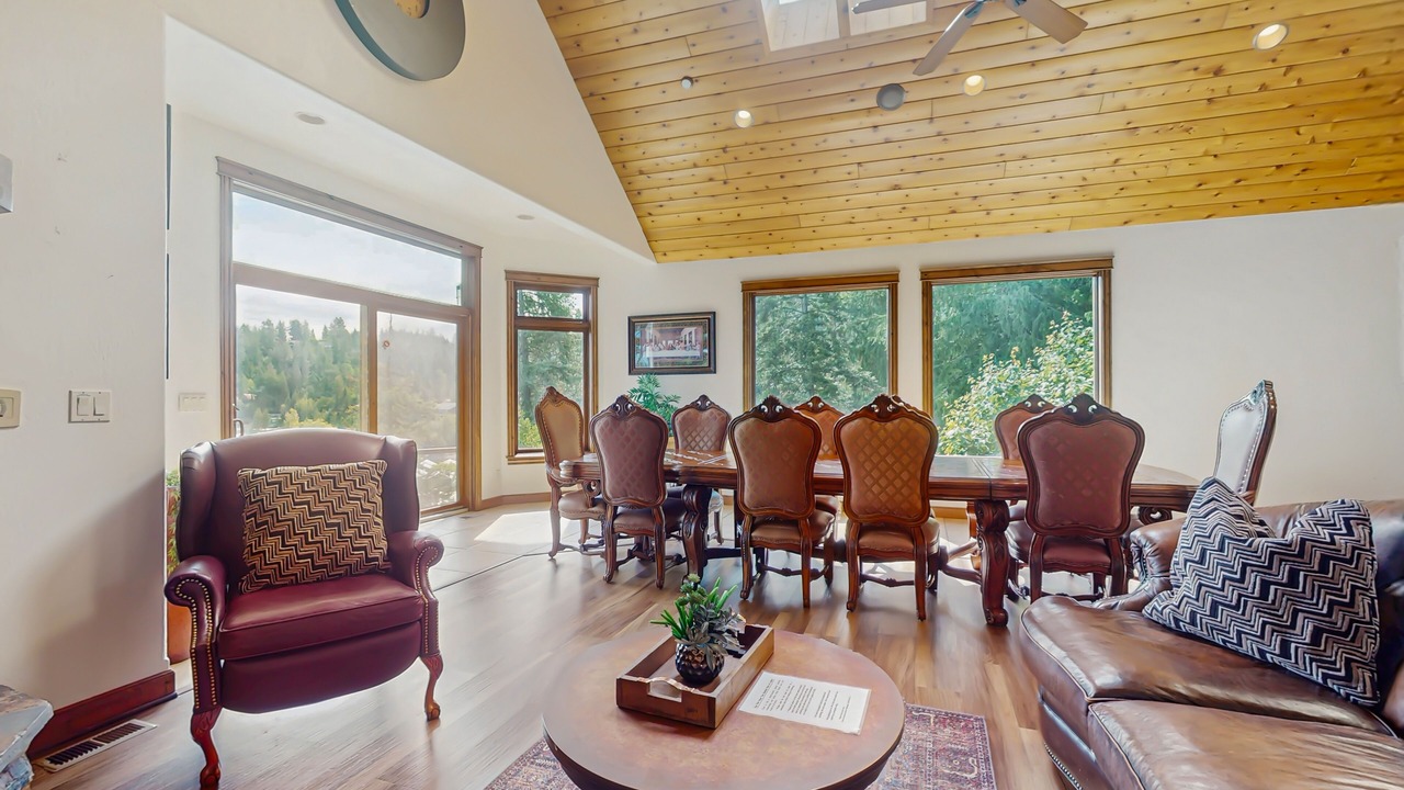 Photo of Livingroom in Hayden View Estates
