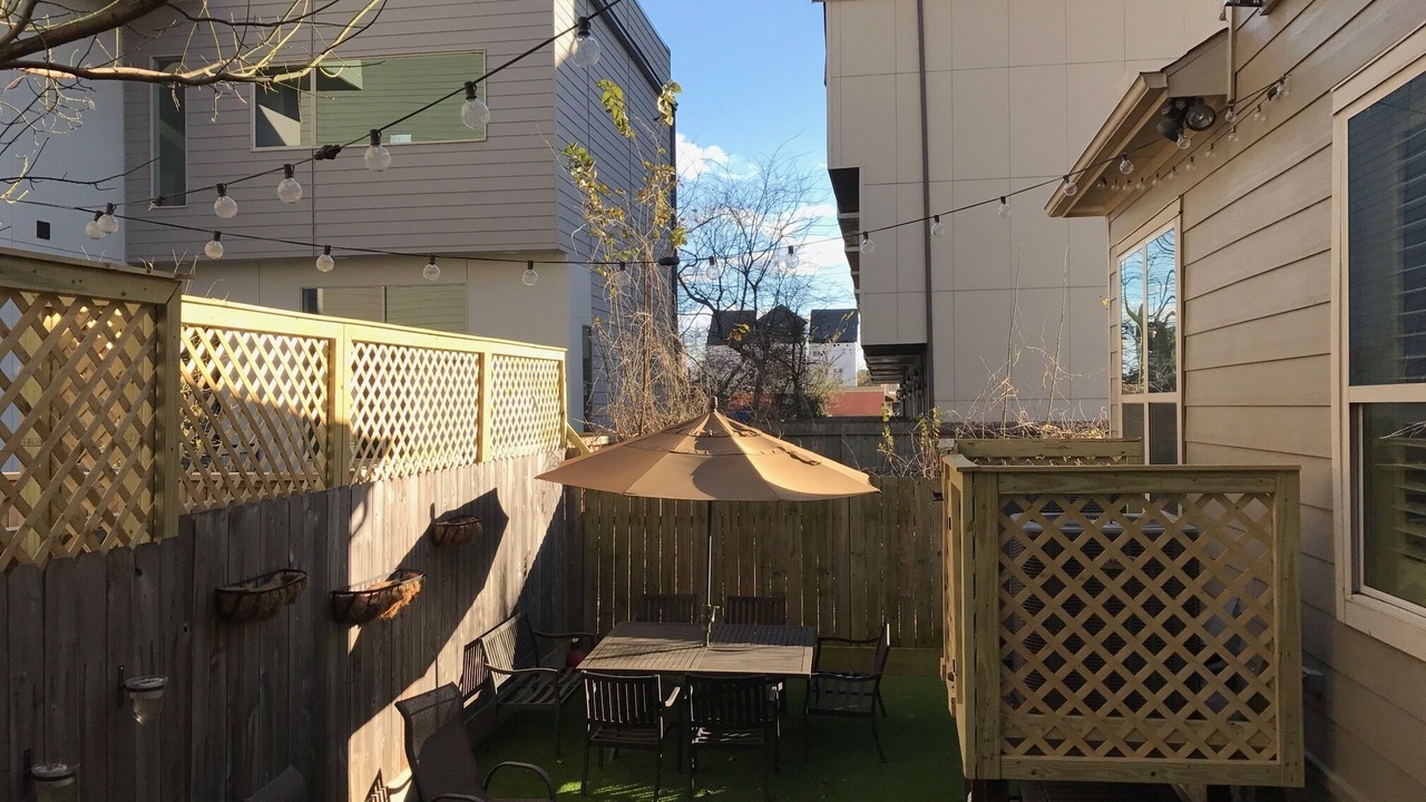 Photo of Outdoor in Shady Acres