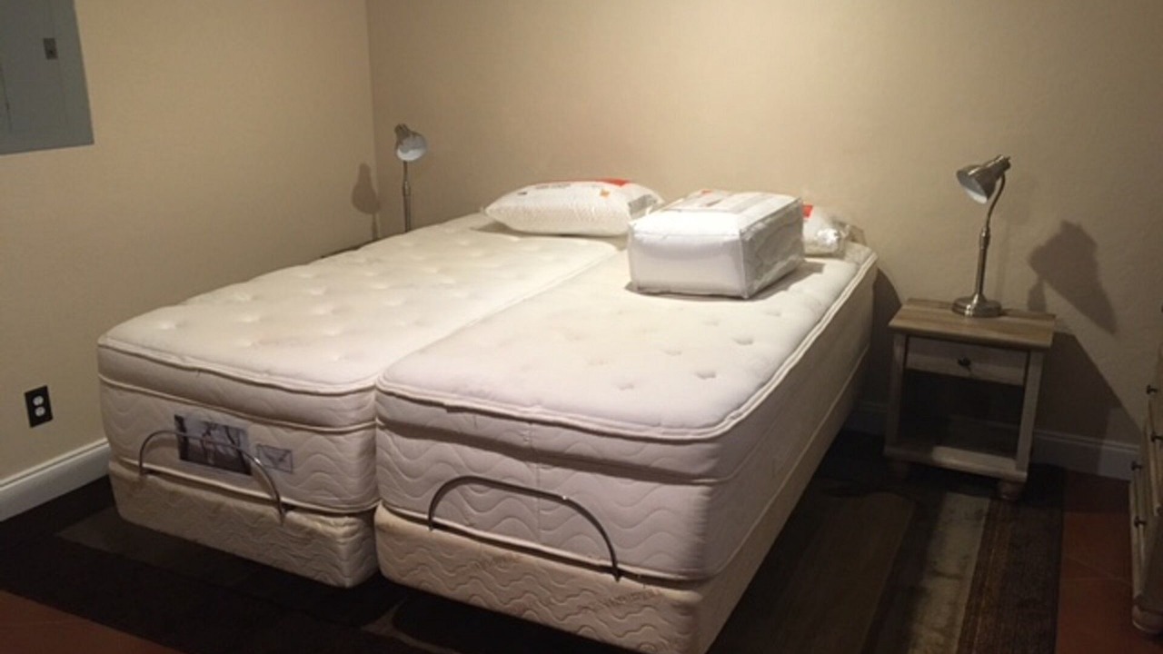 Photo of Bedroom in Evanston