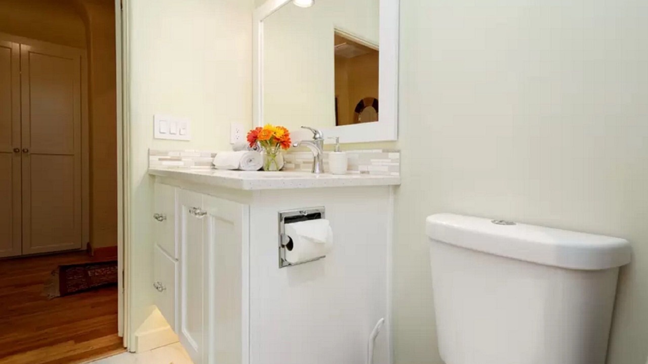 Photo of Bathroom in North End