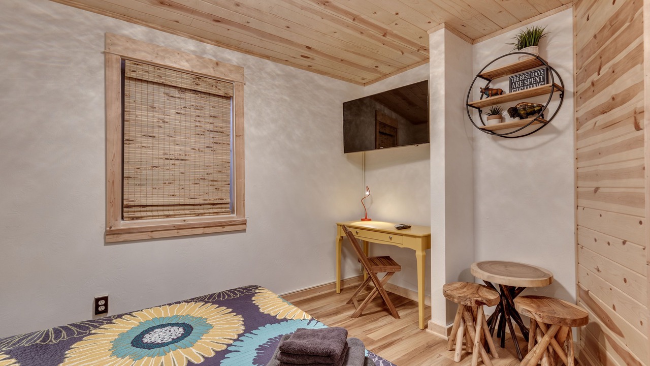 Photo of Bedroom in Gardiner