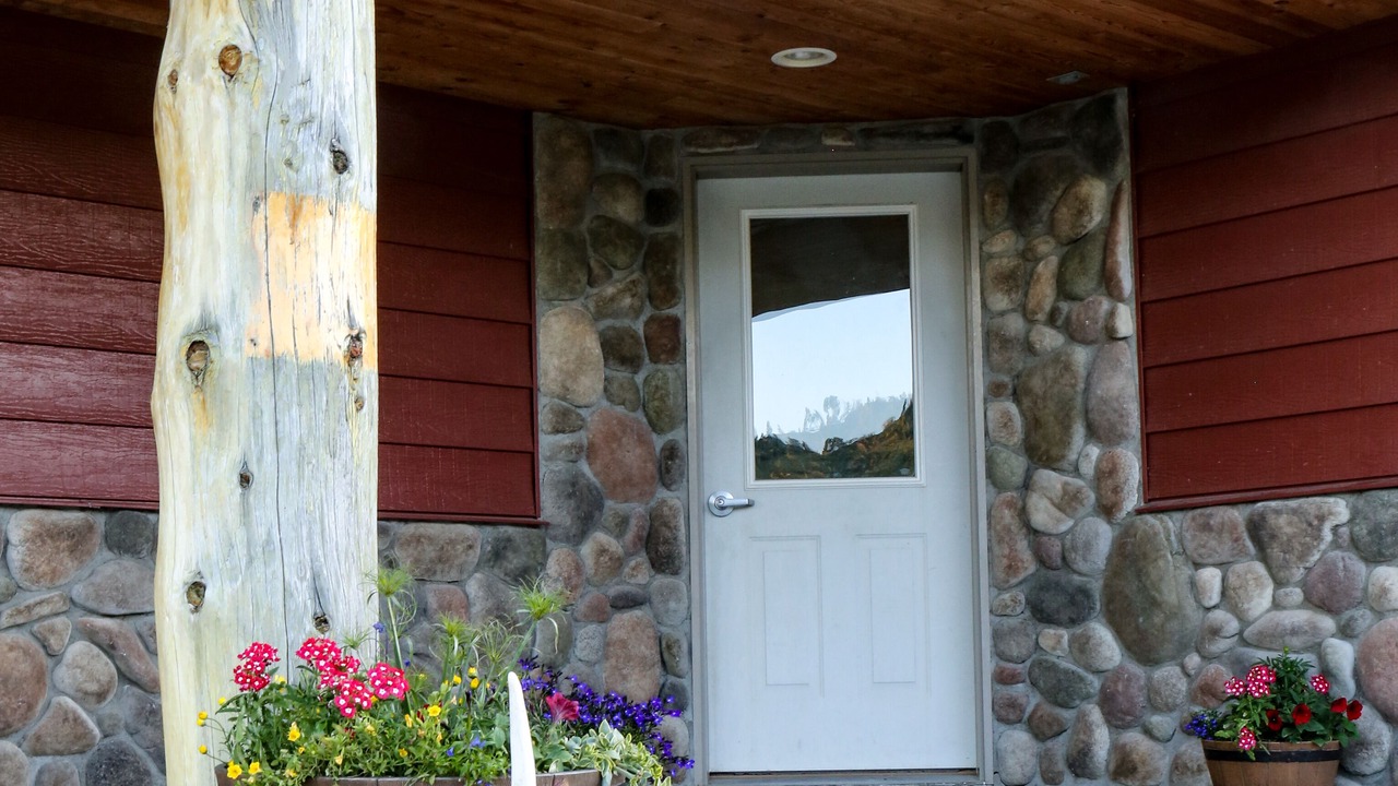 Photo of Outdoor in Moccasin