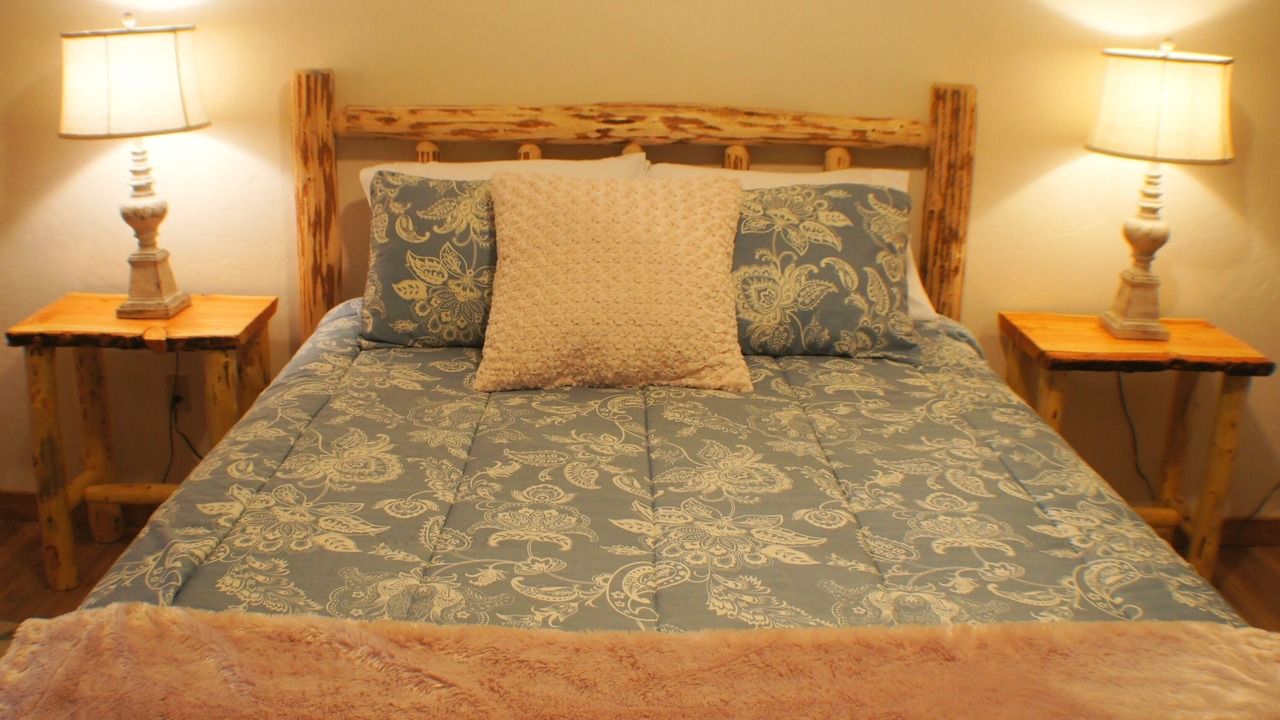Photo of Bedroom in White Sulphur Springs