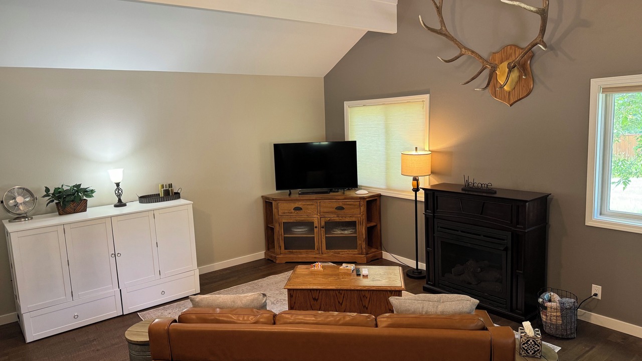 Photo of Livingroom in Hoback Junction