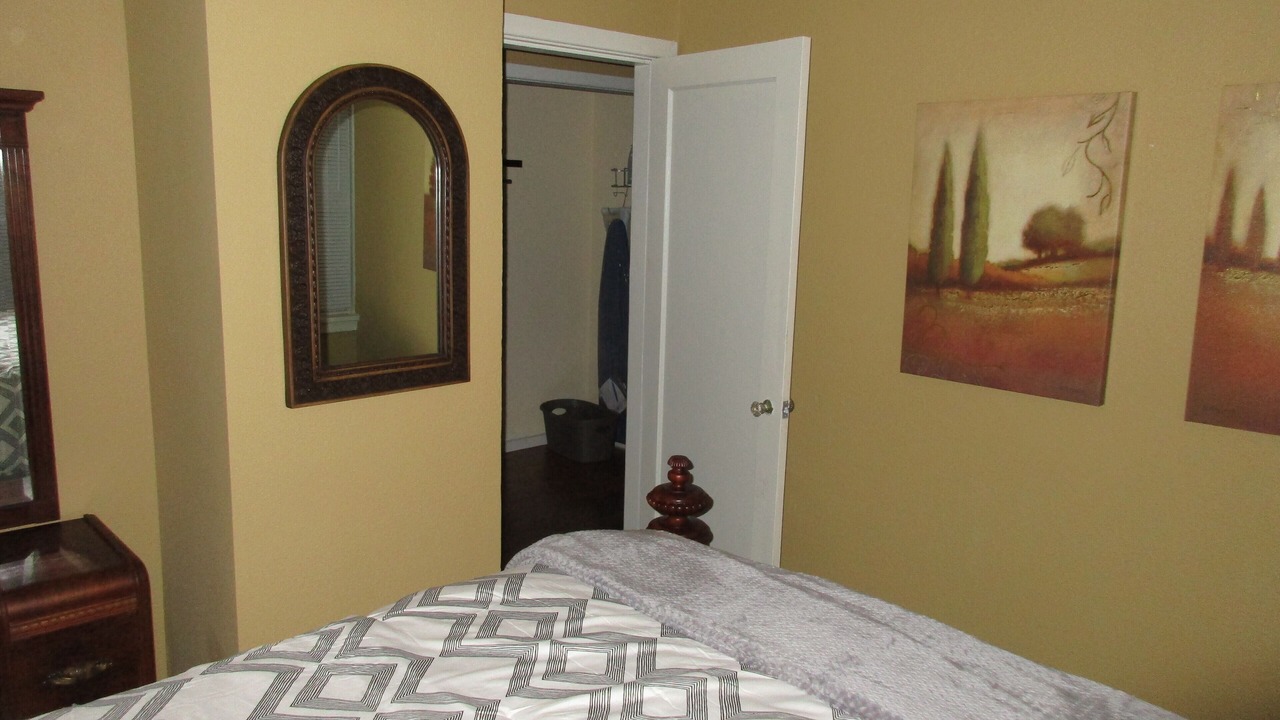 Photo of Bedroom in Lakewood
