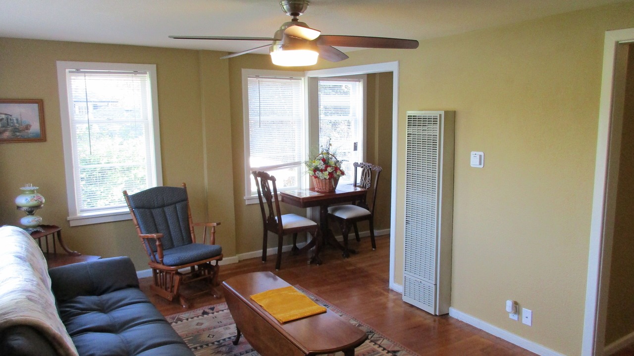 Photo of Livingroom in Lakewood
