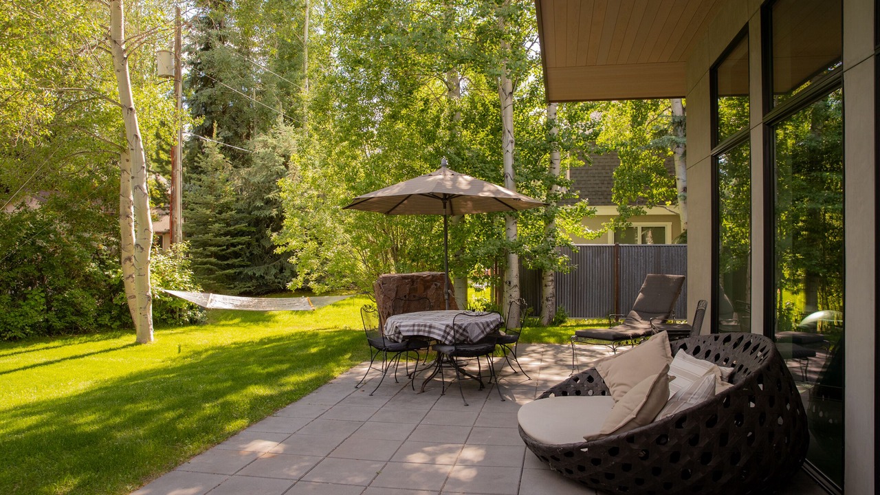 Photo of Outdoor in Warm Springs