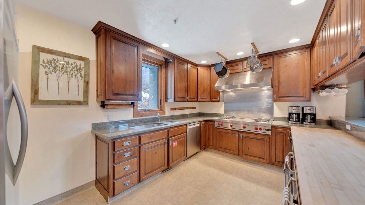 Photo of Kitchen in Salt Lake Mountain Resorts