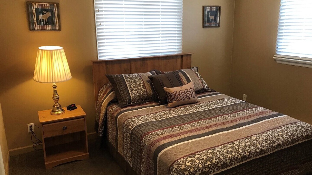 Photo of Bedroom in Cascade