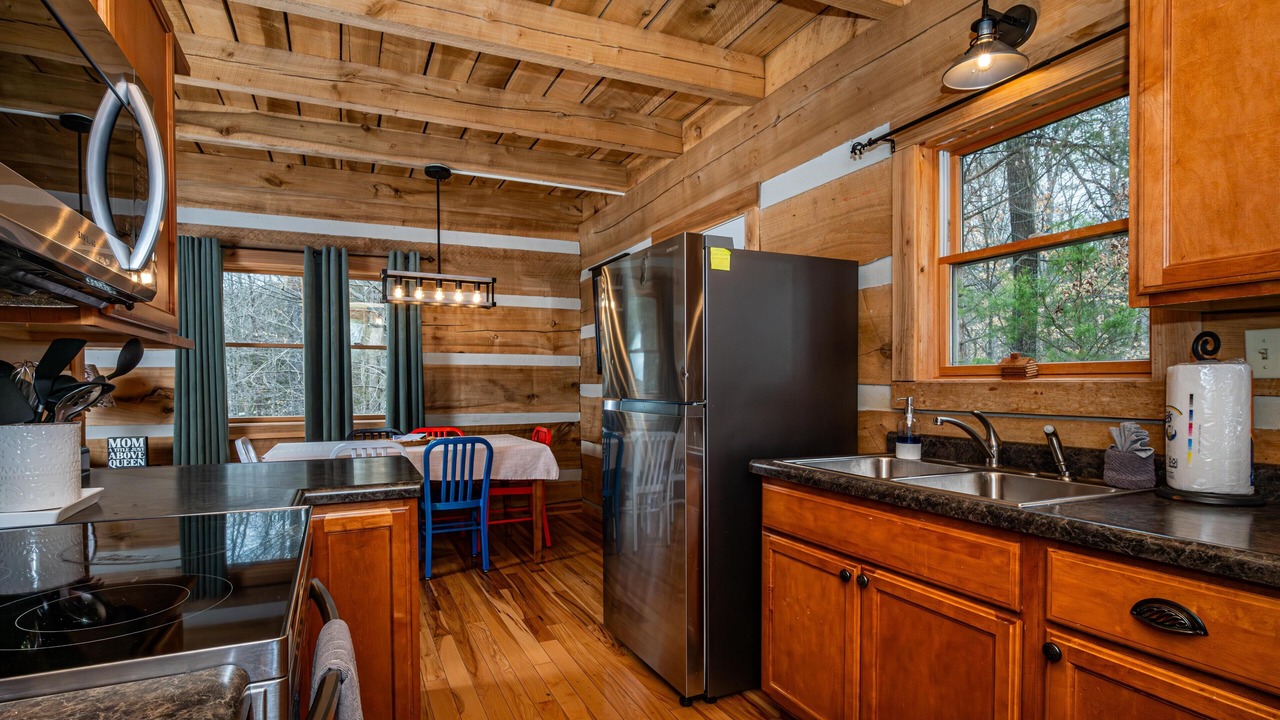 Photo of Kitchen in Gnaw Bone