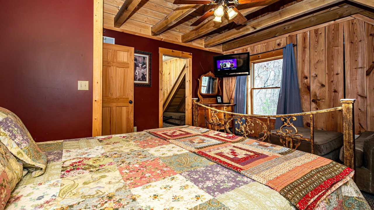 Photo of Bedroom in Gnaw Bone