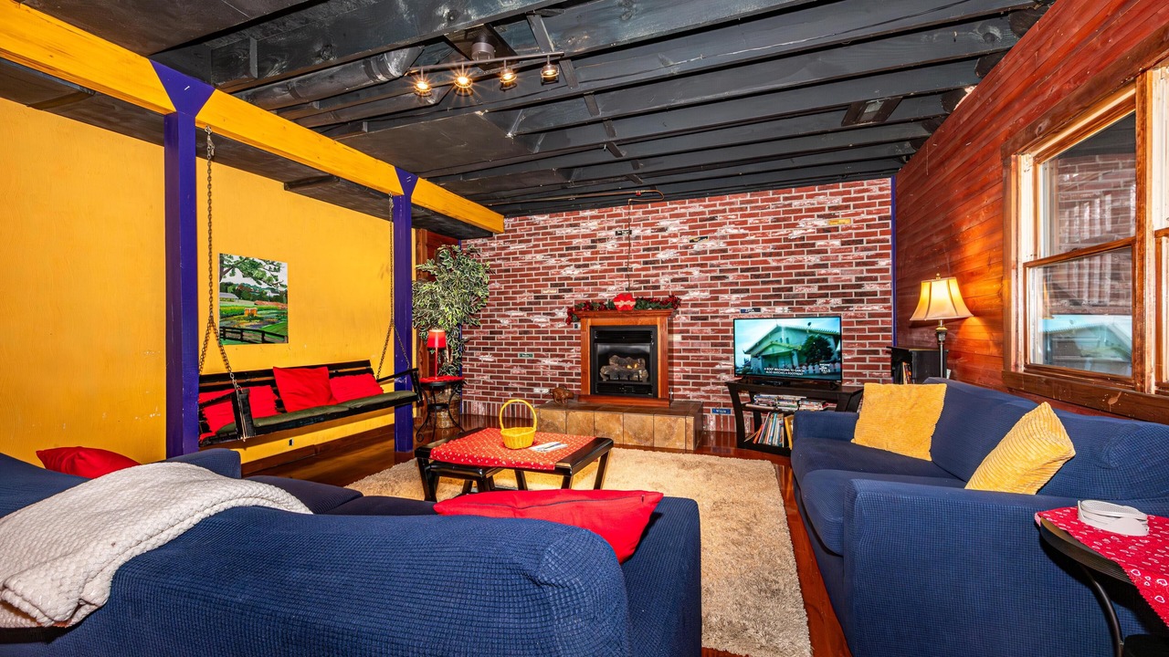 Photo of Livingroom in Morgantown