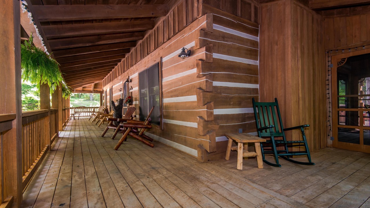 Photo of Patio Balcony in Gnaw Bone