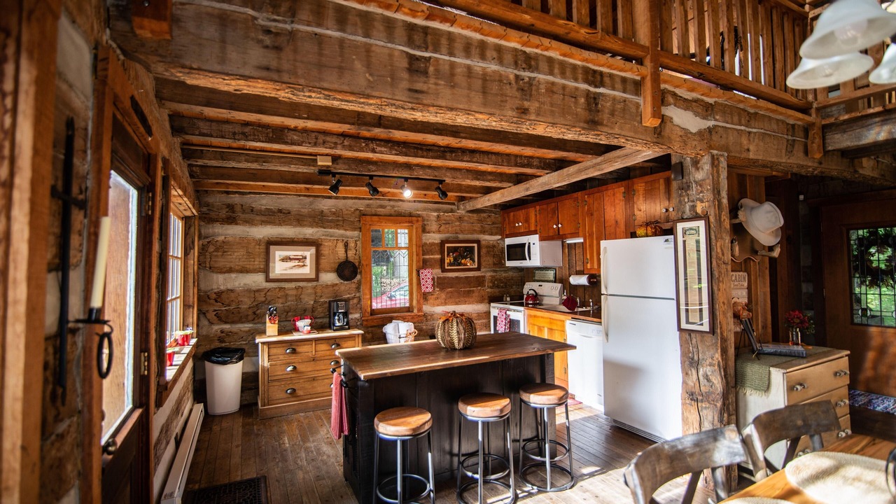 Photo of Kitchen in Helmsburg
