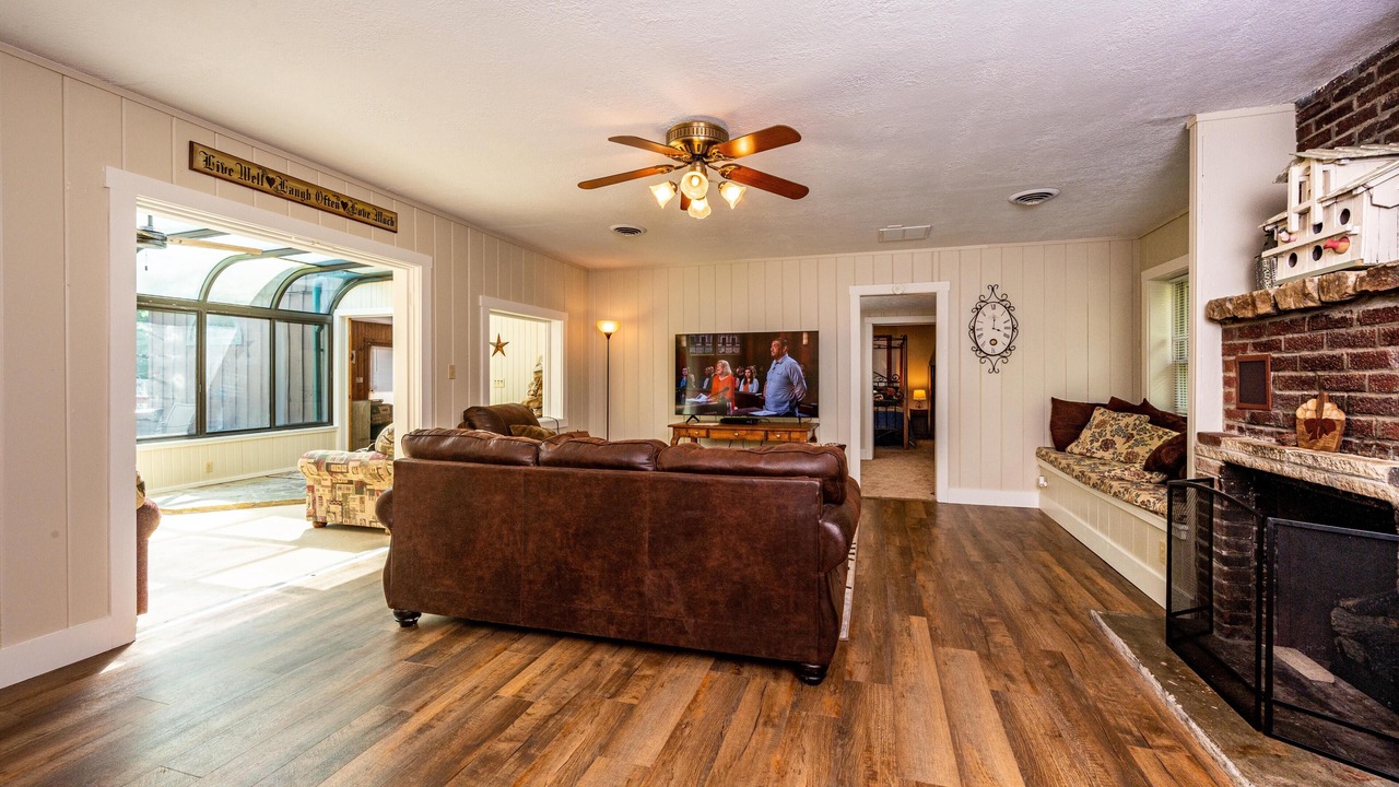 Photo of Livingroom in Nashville