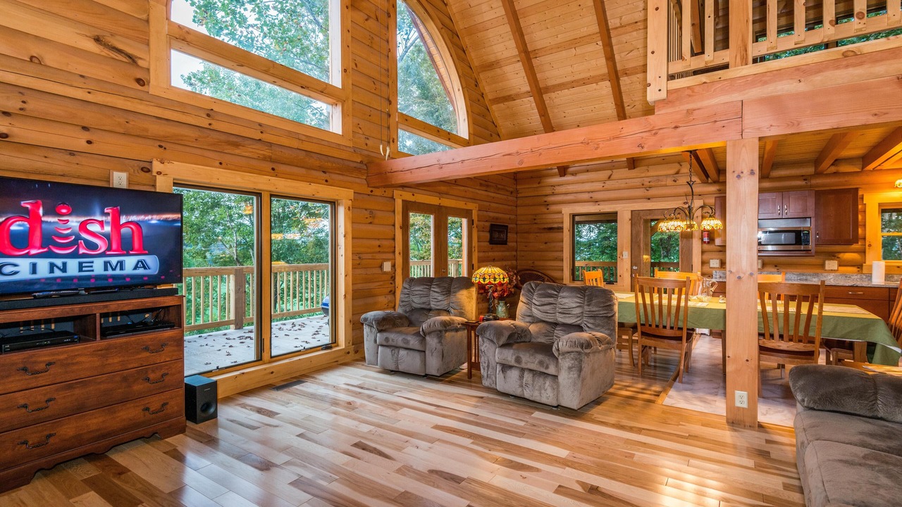 Photo of Livingroom in Helmsburg
