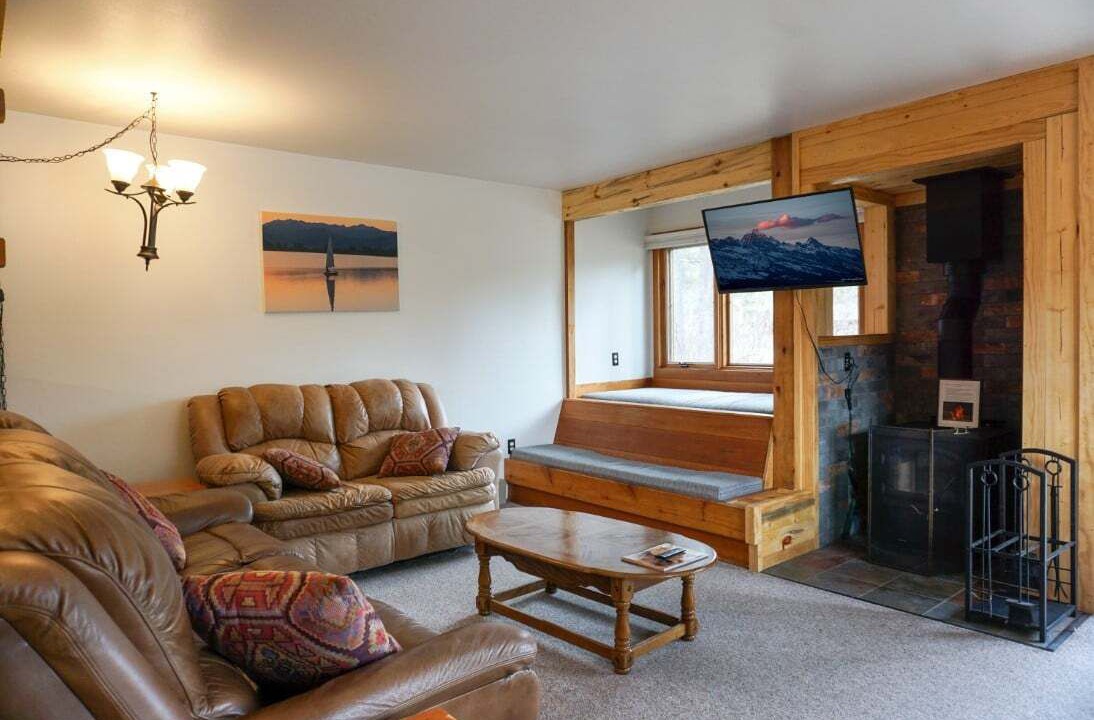 Photo of Livingroom in Teton Pines