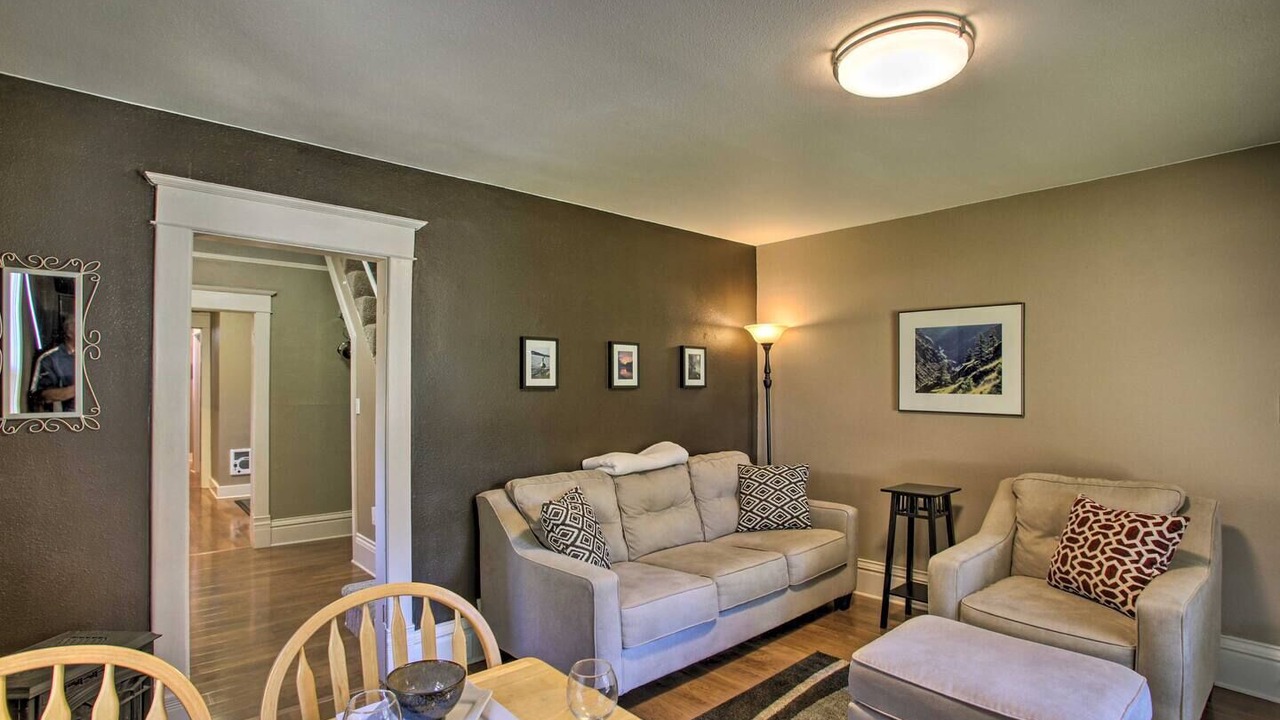 Photo of Bedroom in Garden District