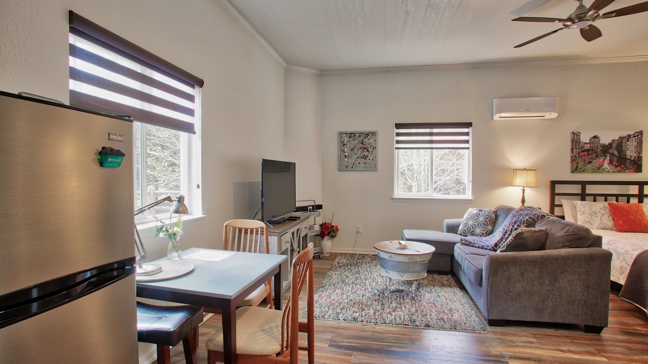 Photo of Livingroom in Rathdrum