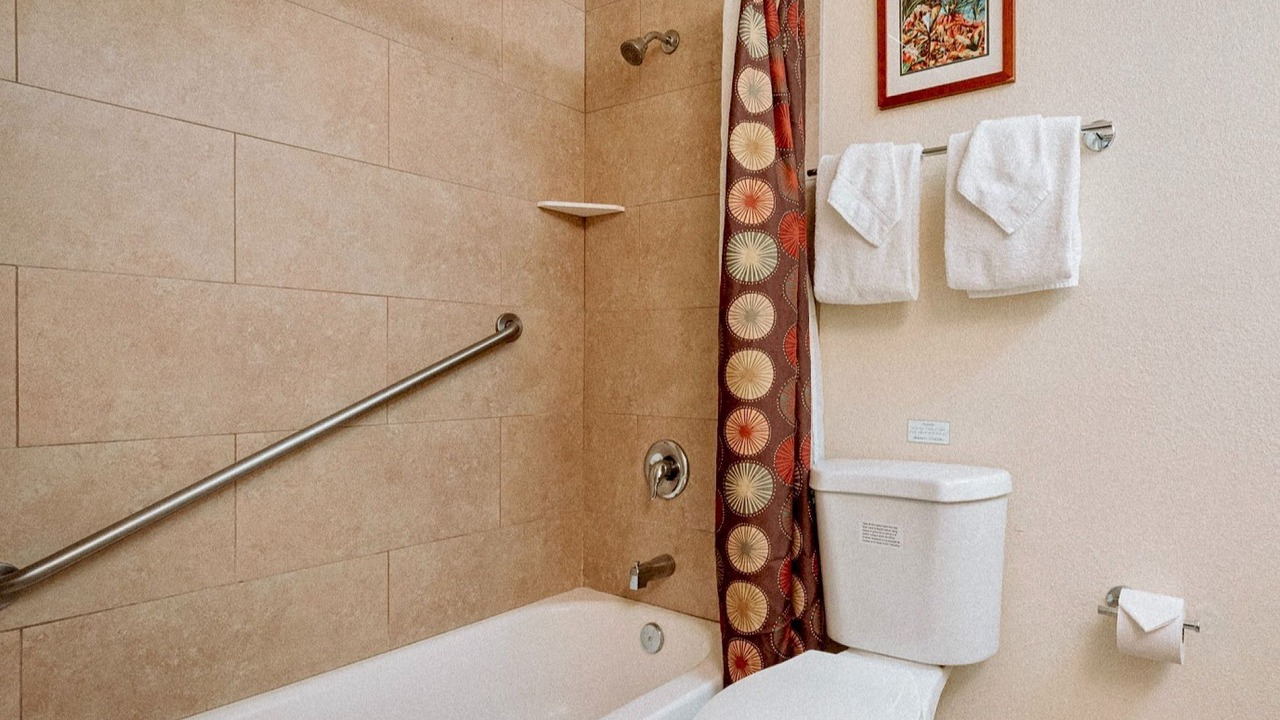 Photo of Bathroom in Nawiliwili