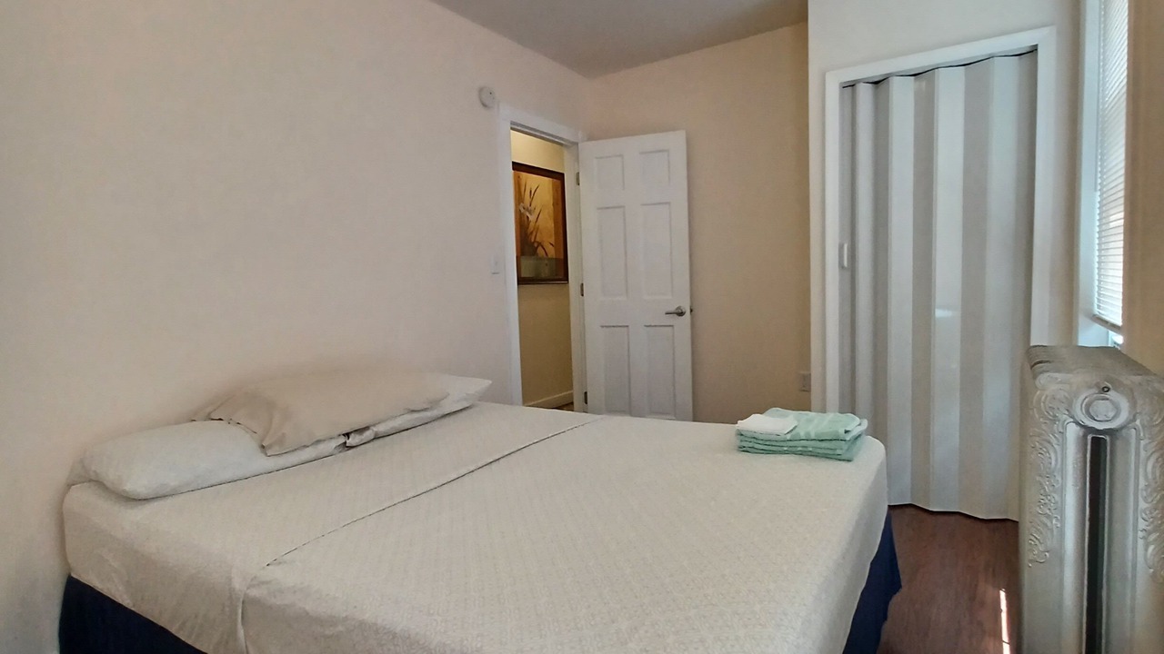 Photo of Bedroom in Fullerton
