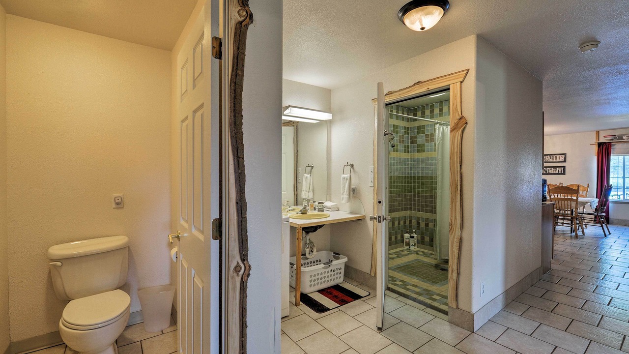 Photo of Bathroom in Clark