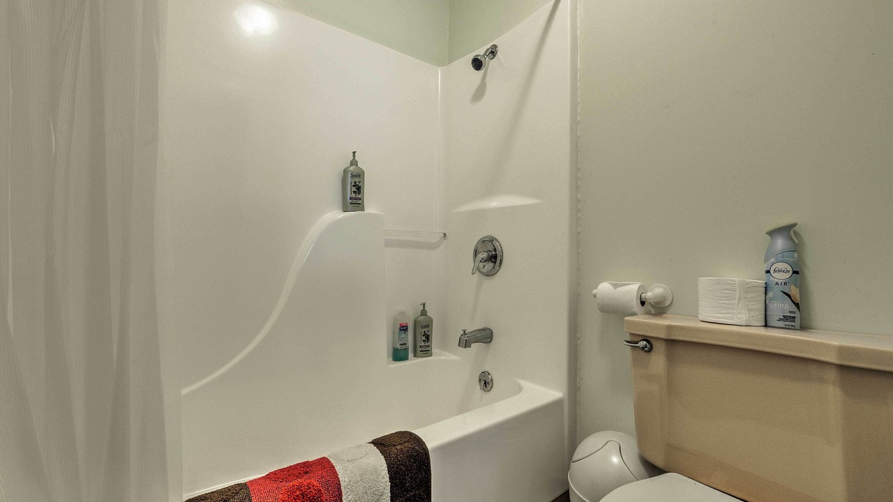 Photo of Bathroom in Clark