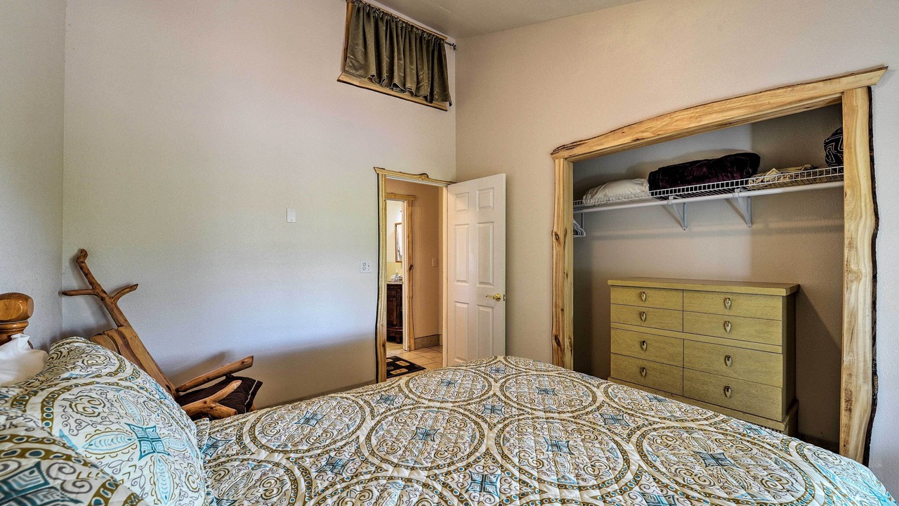 Photo of Bedroom in Clark