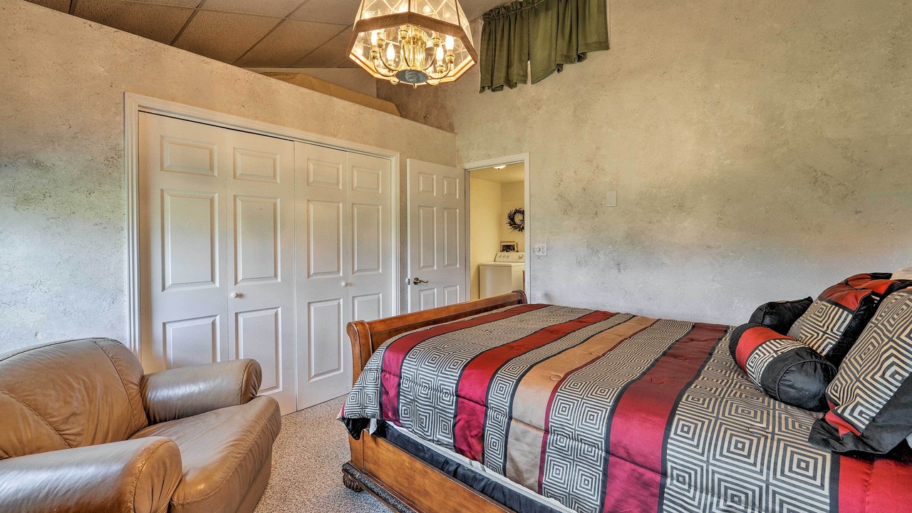Photo of Bedroom in Clark