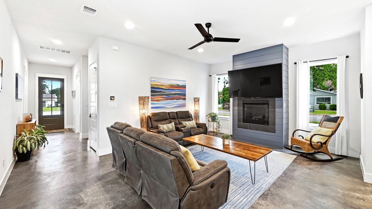 Photo of Livingroom in Georgetown