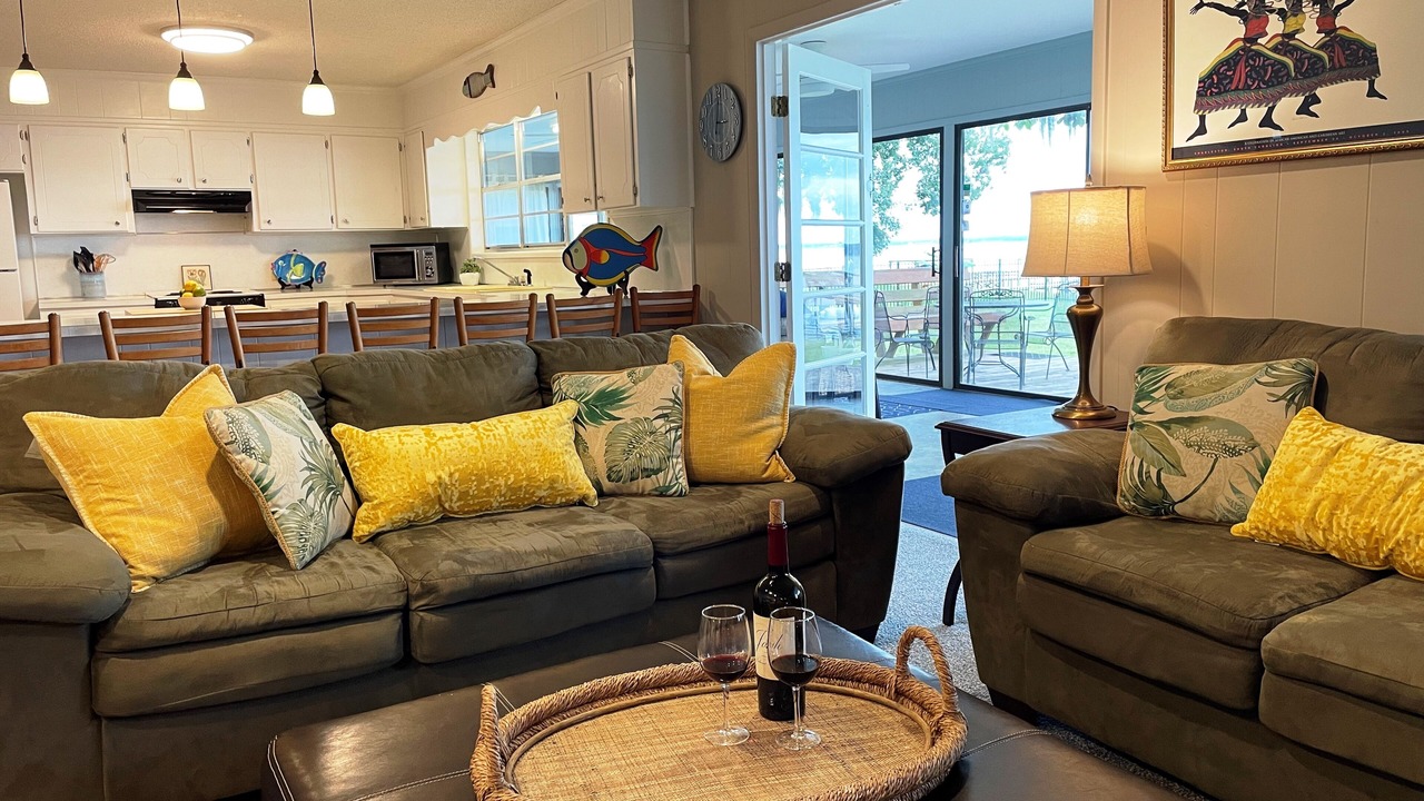 Photo of Livingroom in Summerton