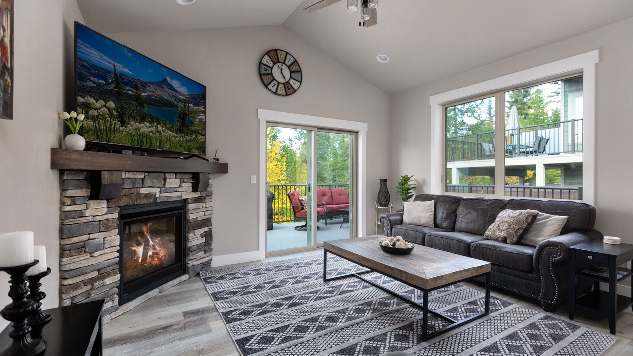 Photo of Livingroom in Columbia Falls