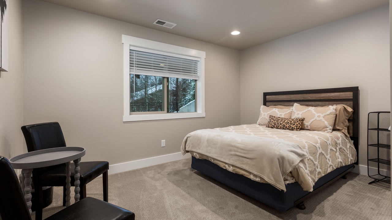 Photo of Bedroom in Columbia Falls
