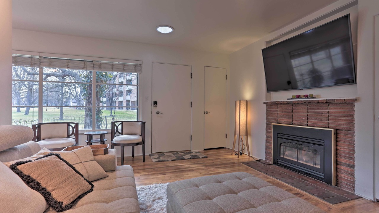 Photo of Livingroom in North End