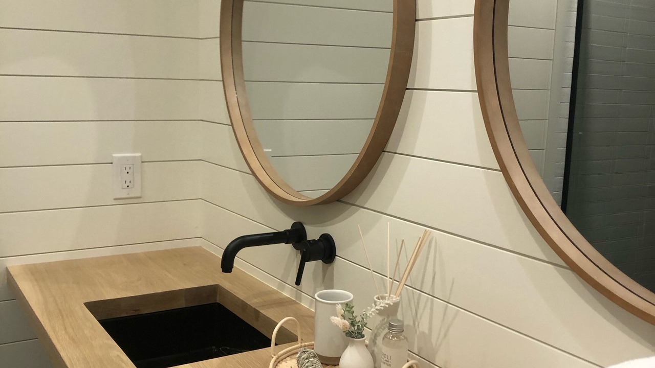 Photo of Bathroom in State College