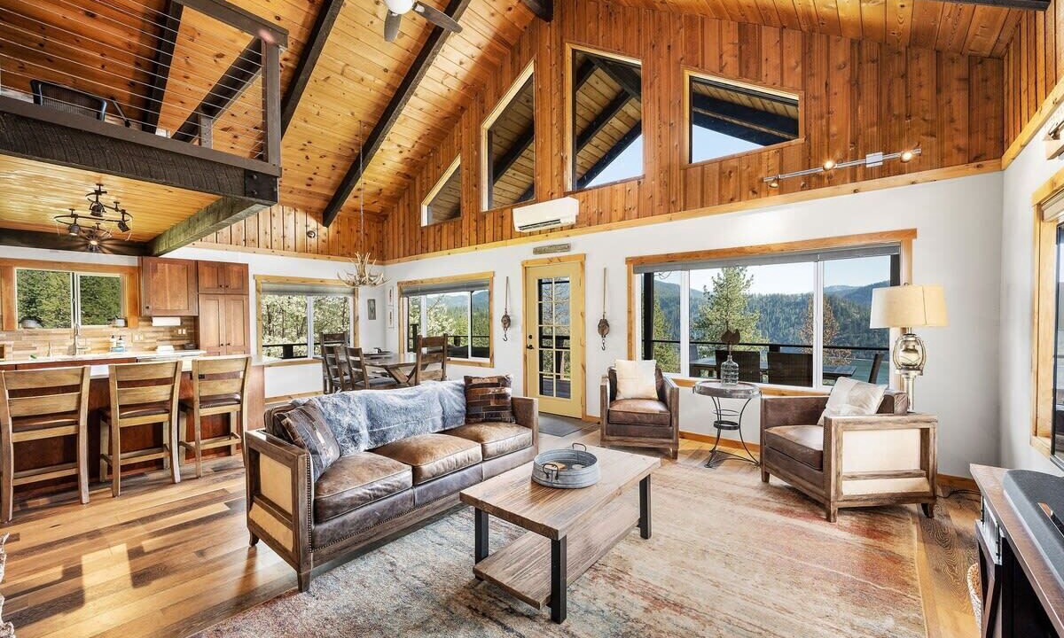 Photo of Livingroom in Coeur d'Alene
