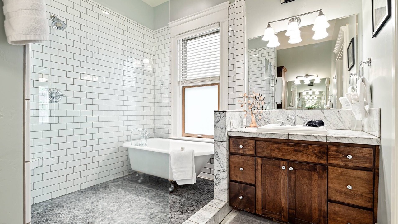Photo of Bathroom in North End